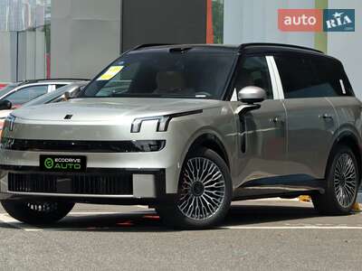 Lynk&Co 900 2025 Explorer