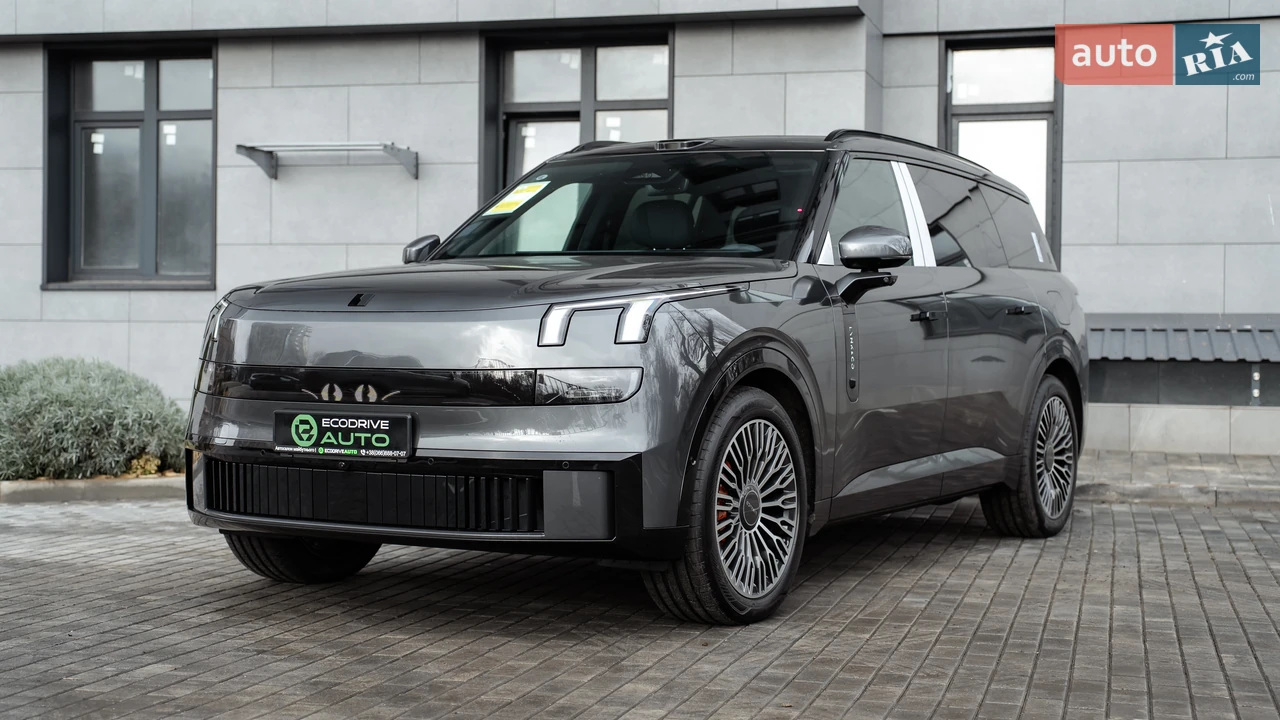 Lynk&Co 900 Explorer