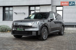 Lynk&Co 900 Explorer