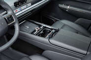 Lynk&Co 900 Explorer