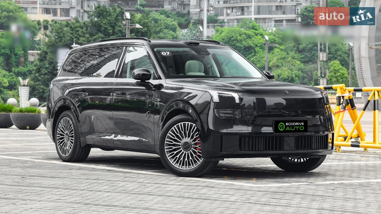 Lynk&Co 900 Explorer