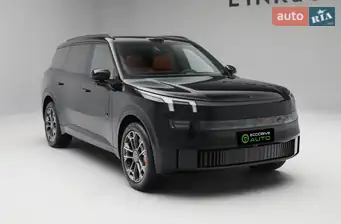 Lynk&Co 900