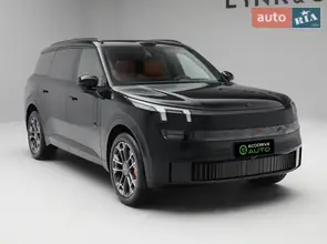 Lynk&Co 900