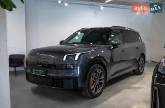 Lynk&Co 900