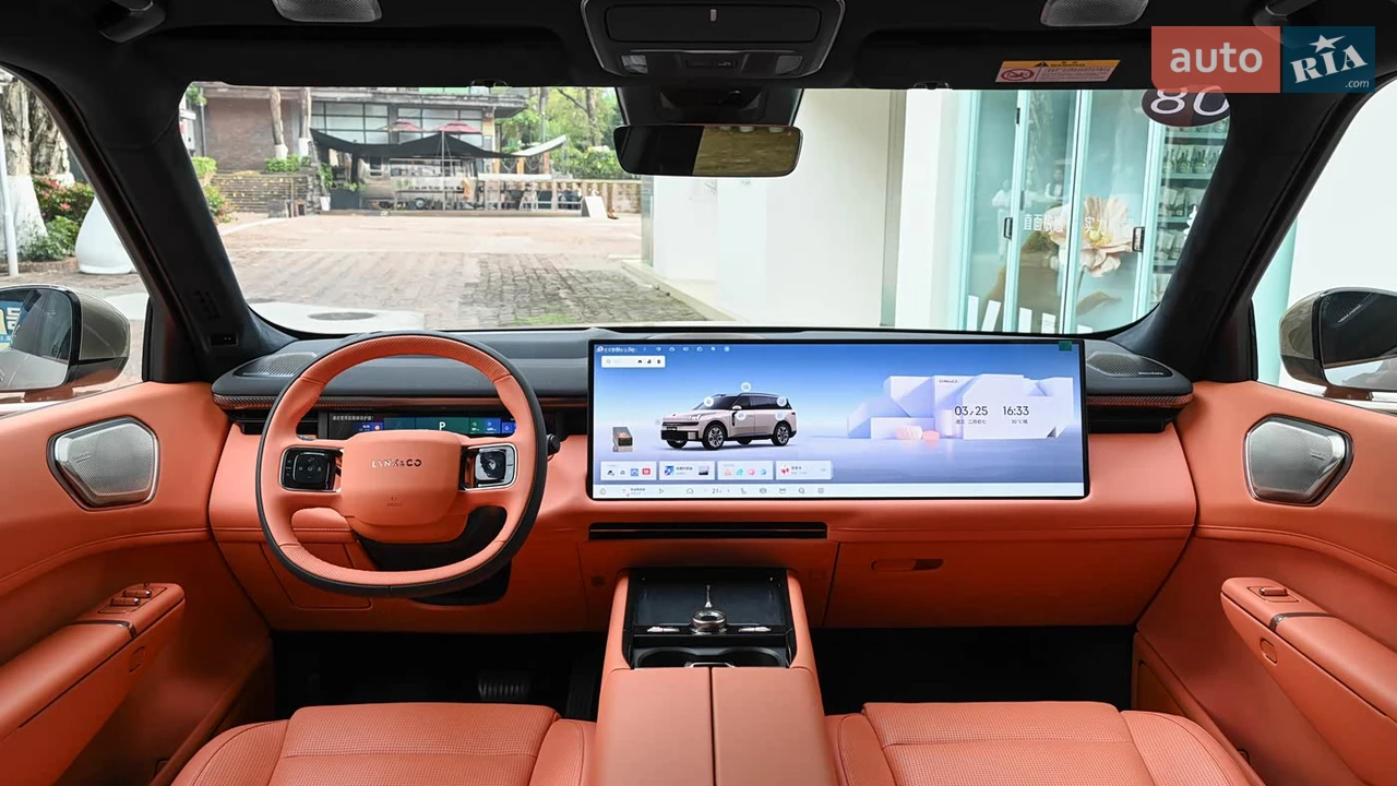 Lynk&Co-4