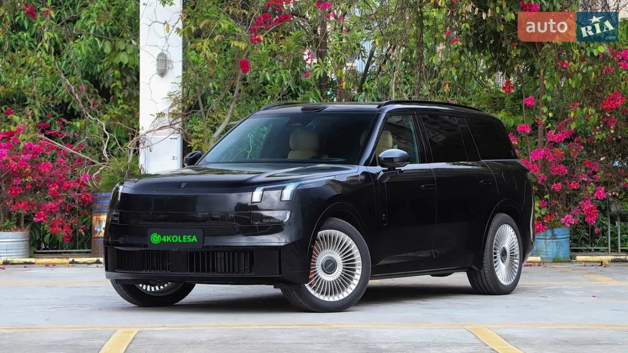 Lynk&Co-7