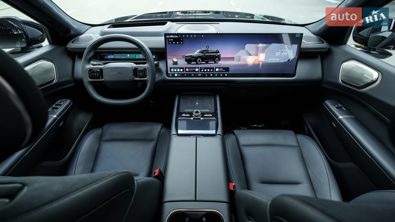 Lynk&Co-27