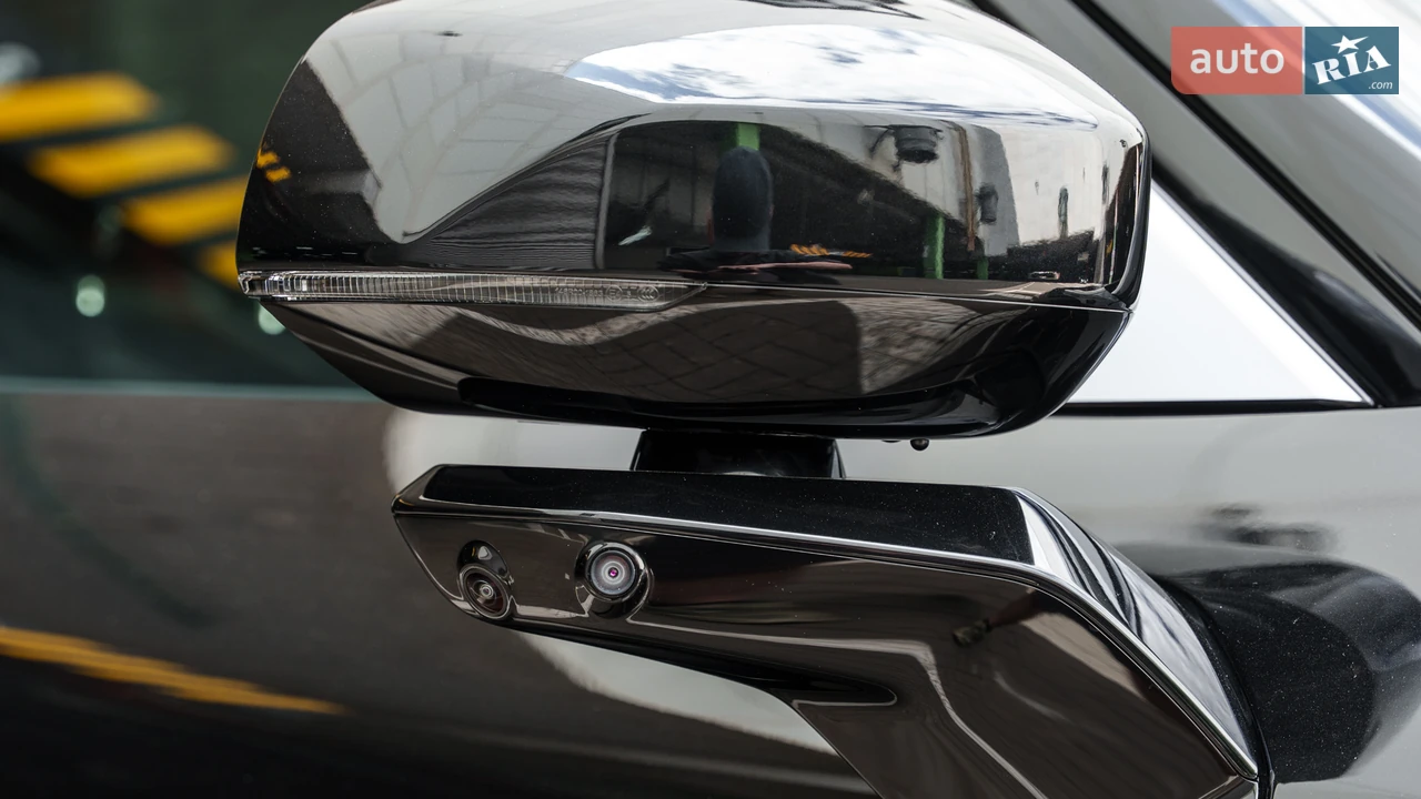Lynk&Co-12