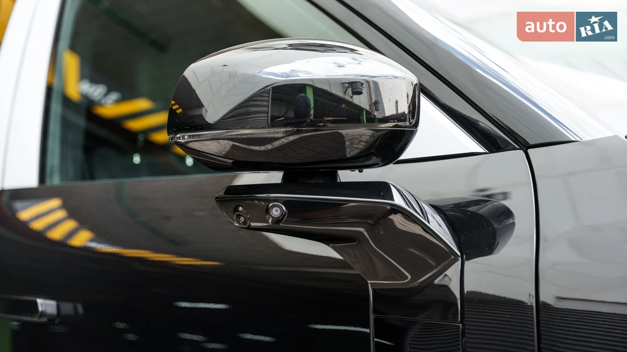 Lynk&Co-13