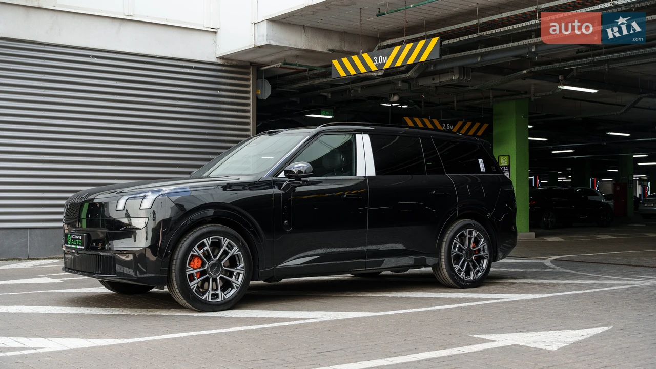 Lynk&Co-19
