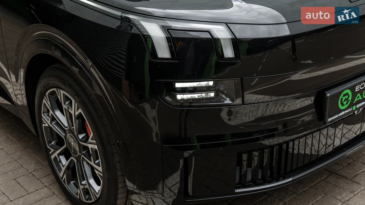Lynk&Co-11