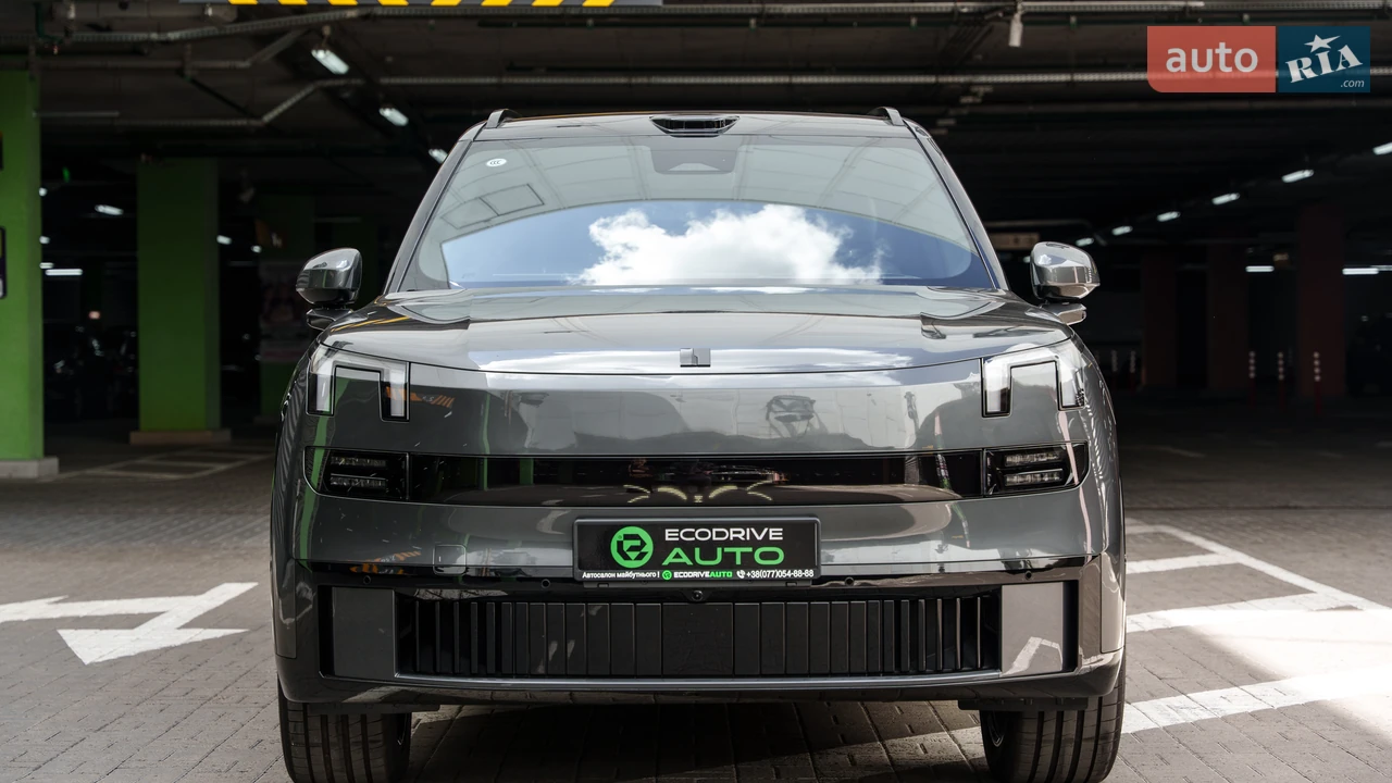 Lynk&Co-23