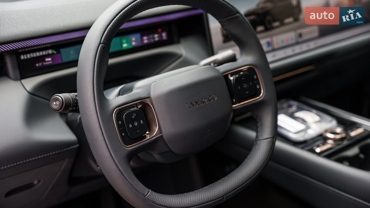 Lynk&Co-29