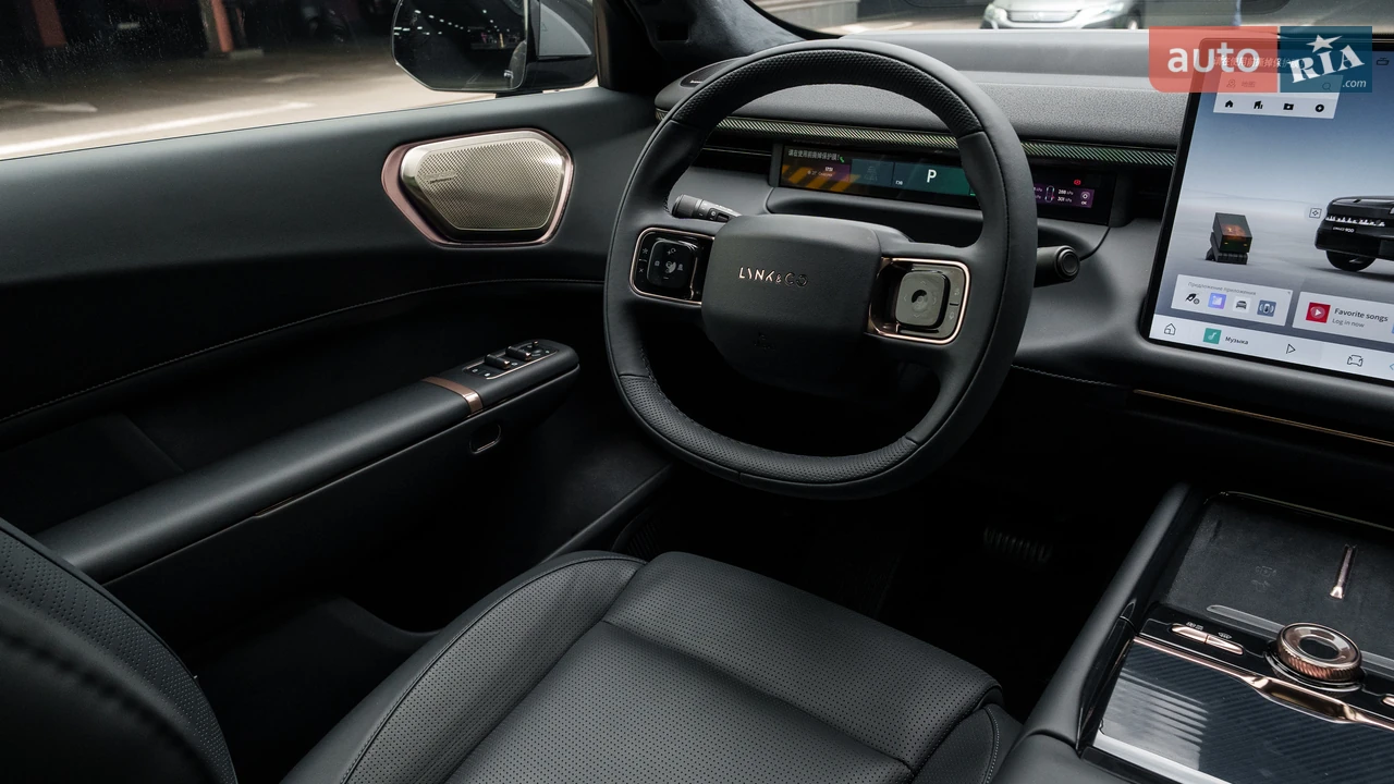 Lynk&Co-27