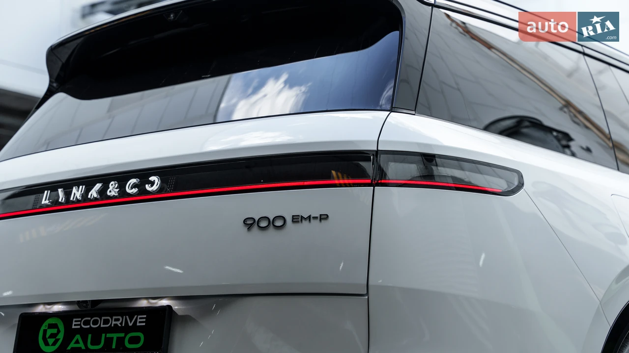Lynk&Co-19