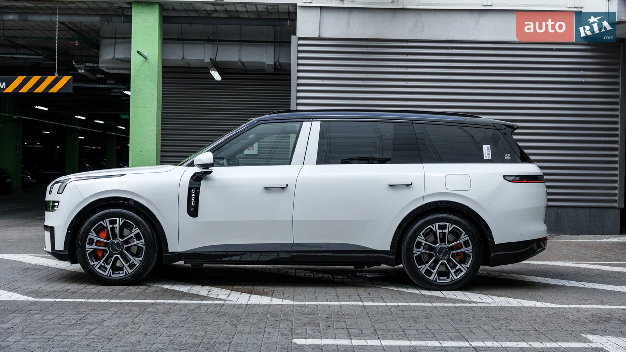 Lynk&Co-23