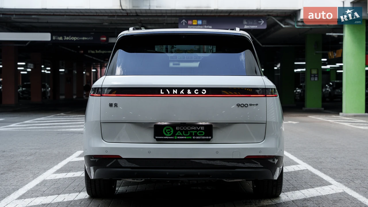 Lynk&Co-21