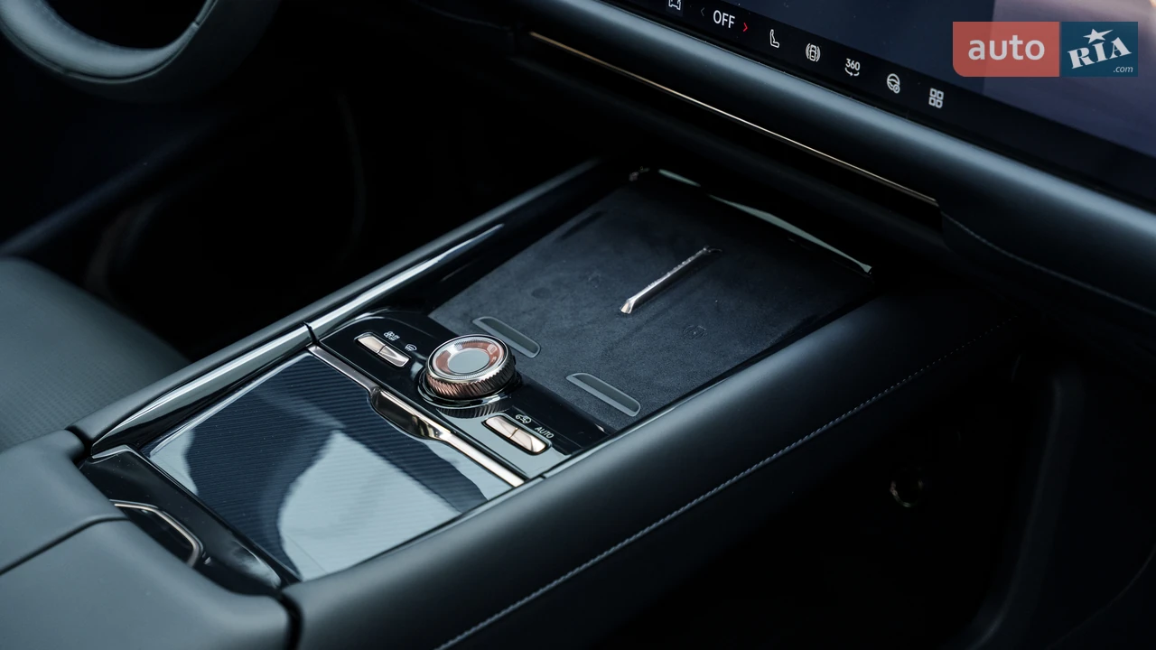 Lynk&Co-54