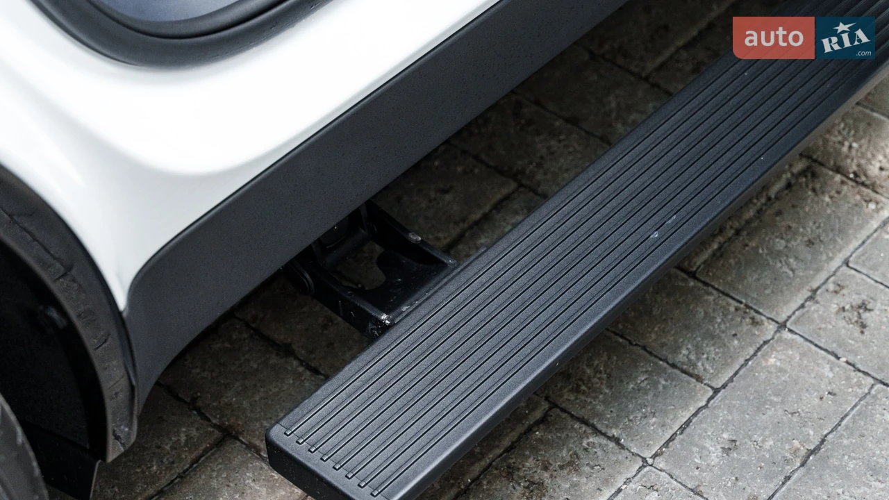 Lynk&Co-8