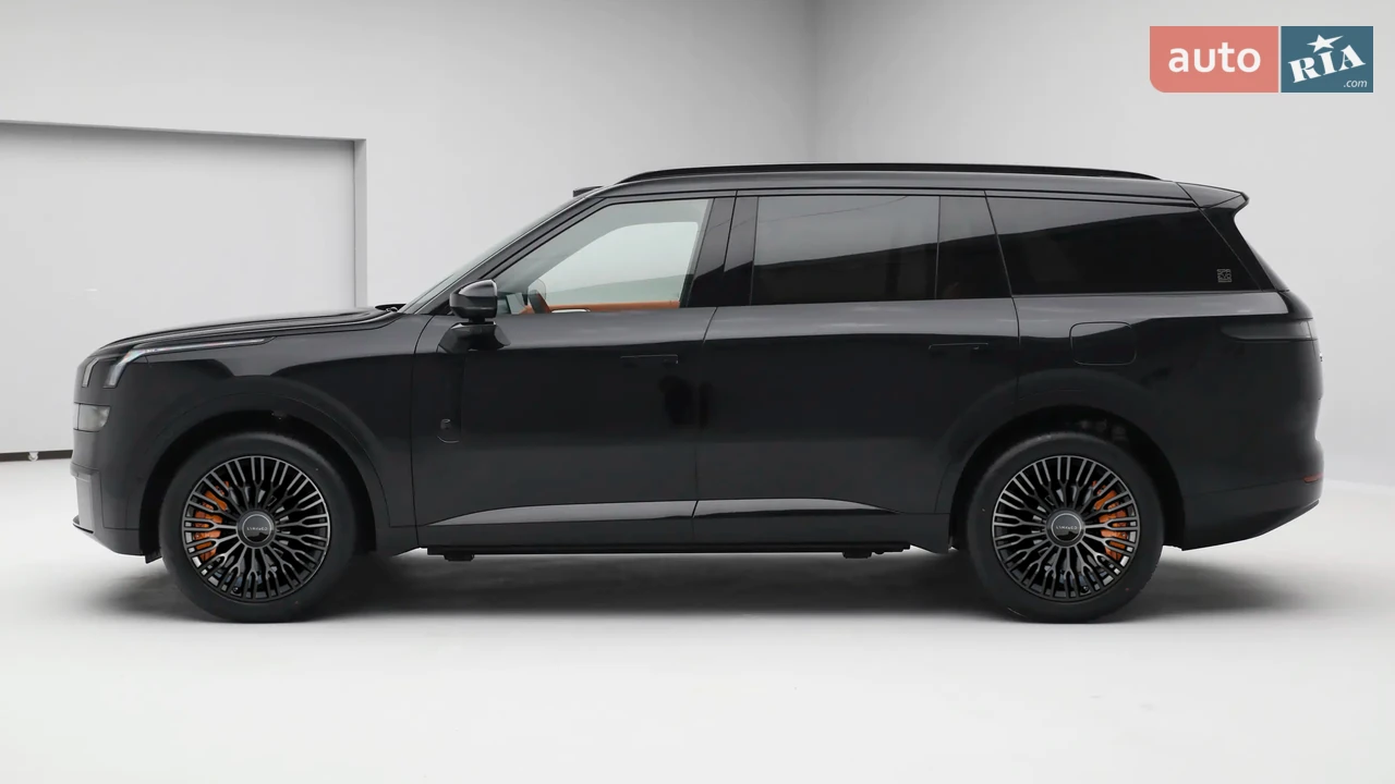 Lynk&Co-10