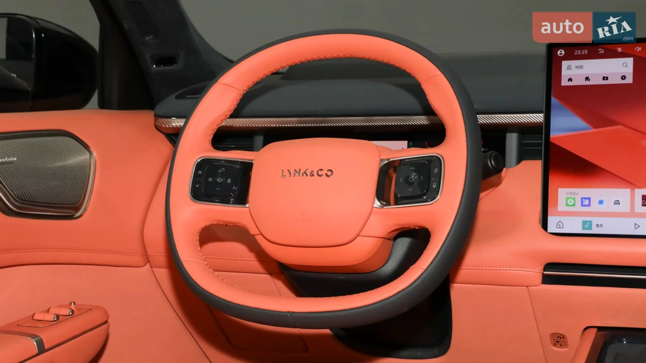 Lynk&Co-37