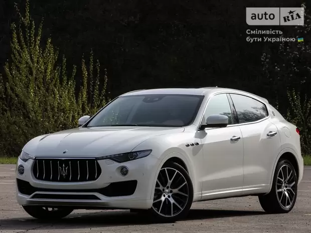 Maserati Levante Base