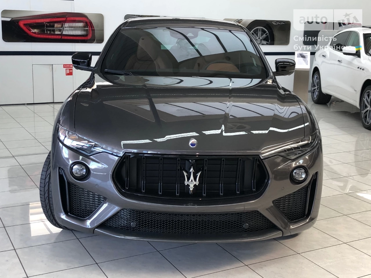 Maserati Levante Base