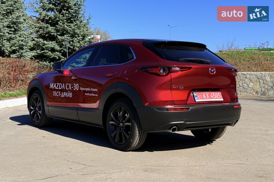 Mazda CX-30 - фото 14