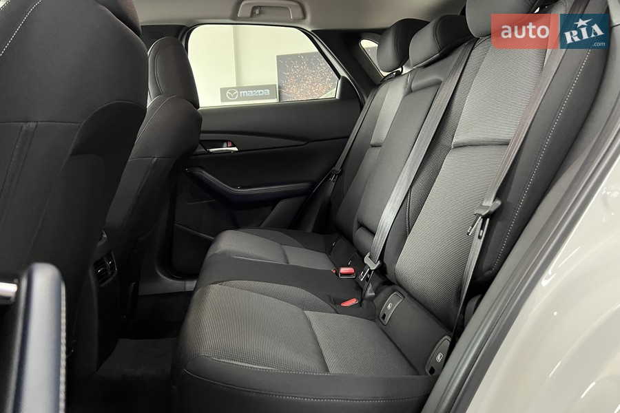 Mazda CX-30 - фото 17