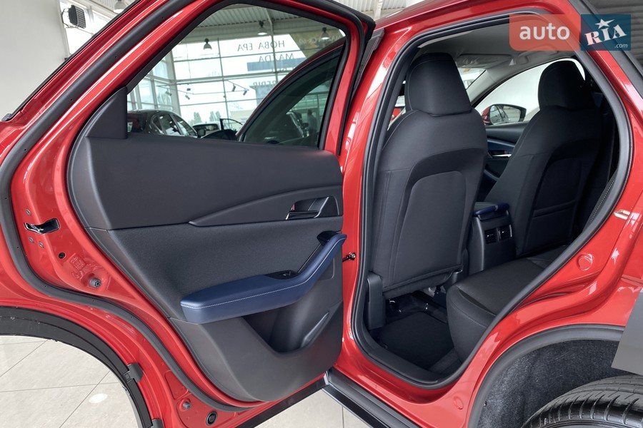 Mazda CX-30 - фото 22