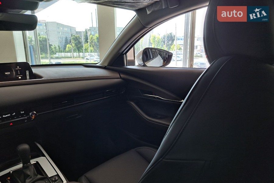 Mazda CX-30 - фото 17