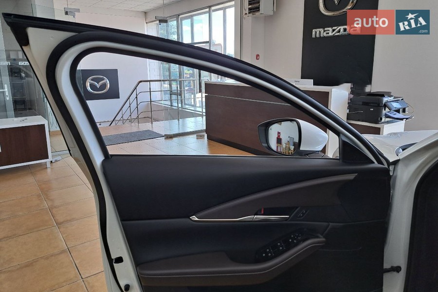 Mazda CX-30 - фото 9