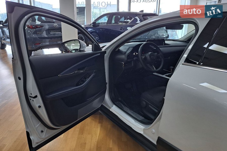 Mazda CX-30 - фото 7