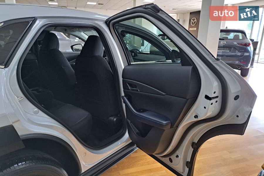 Mazda CX-30 - фото 19