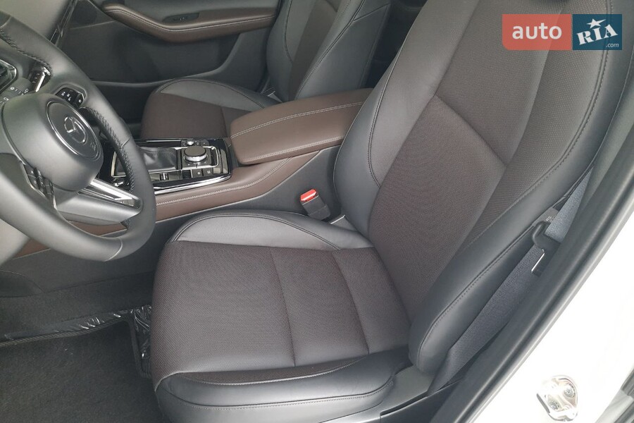 Mazda CX-30 - фото 12