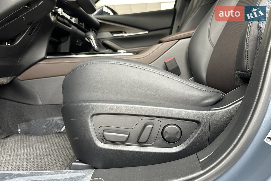 Mazda CX-30 - фото 13