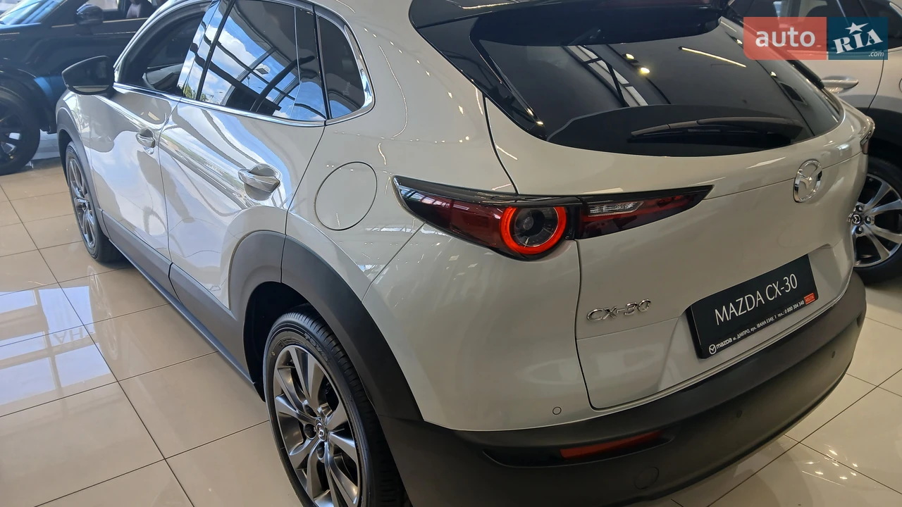 Mazda-10