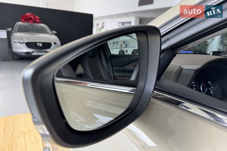 Mazda CX-30 - фото 10