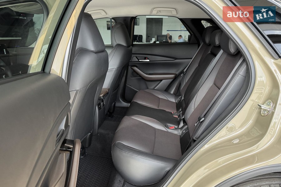 Mazda CX-30 - фото 12