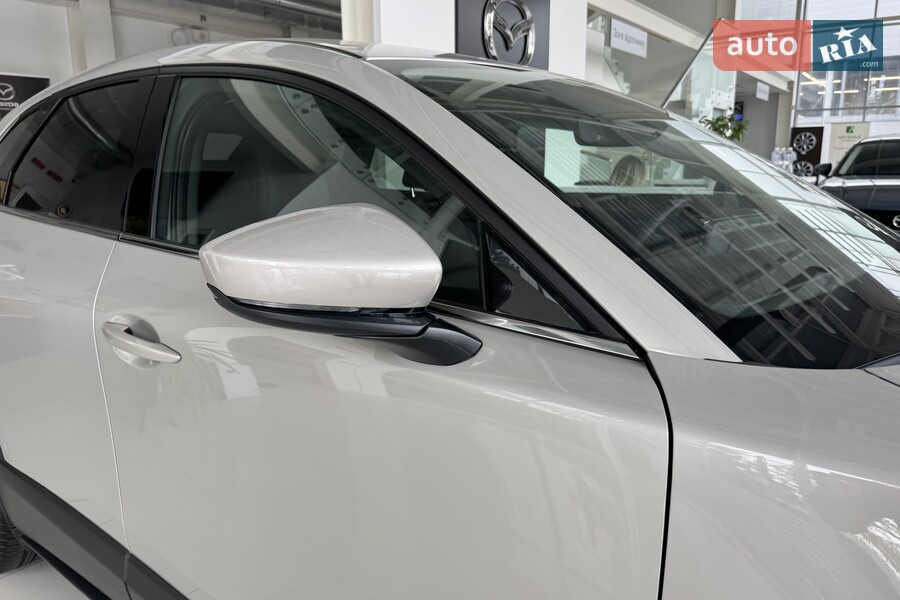 Mazda CX-30 - фото 8