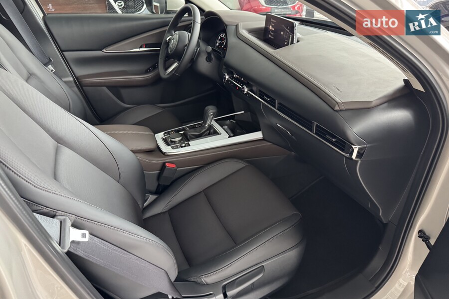 Mazda CX-30 - фото 15