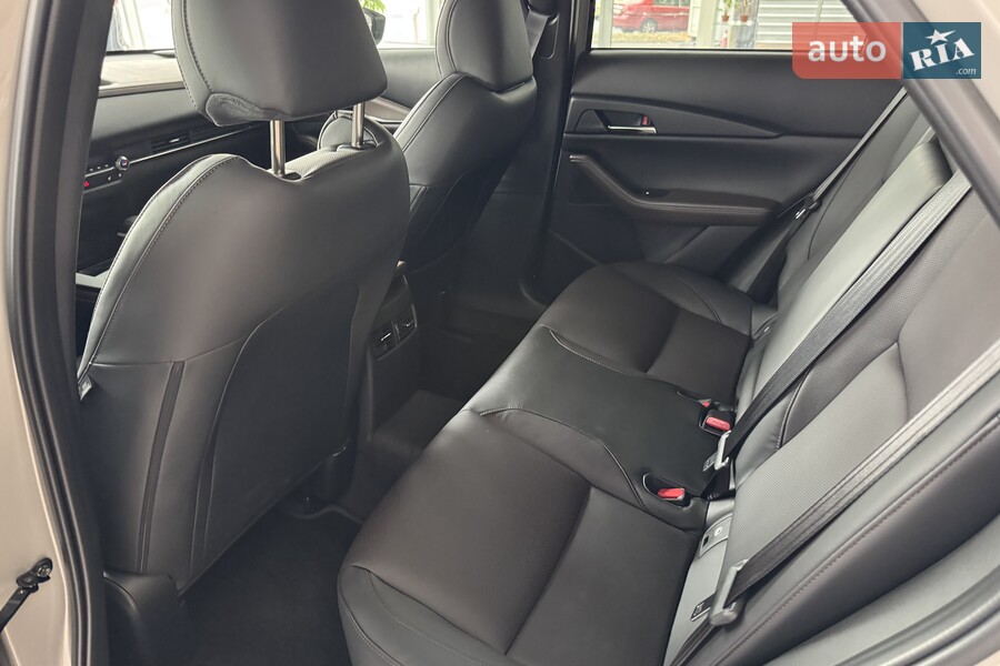 Mazda CX-30 - фото 21