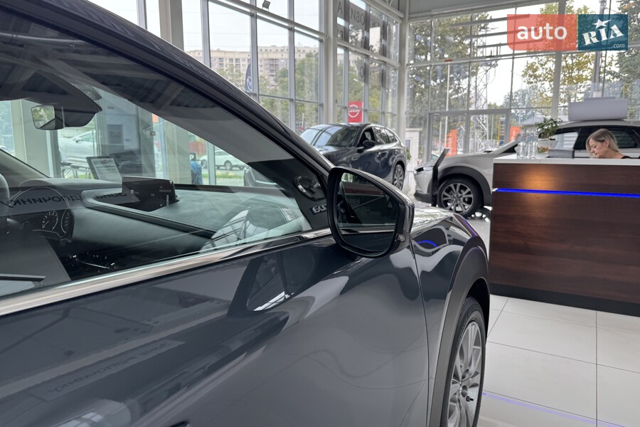Mazda CX-30 - фото 4
