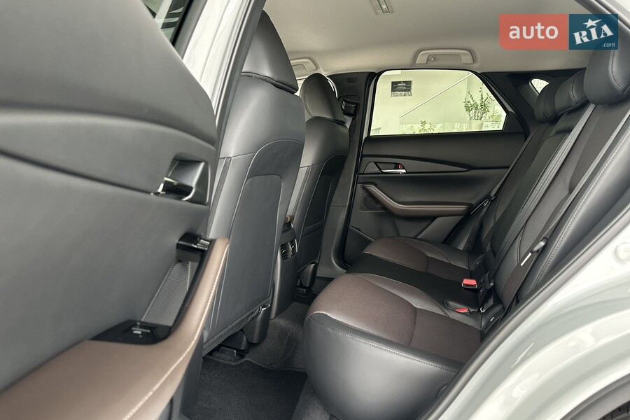 Mazda CX-30 - фото 21