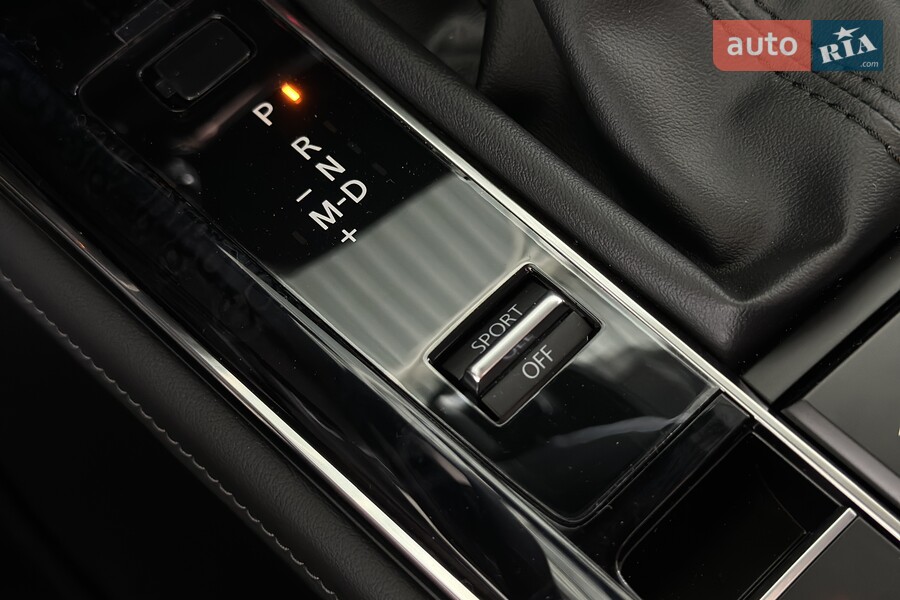 Mazda CX-30 - фото 14