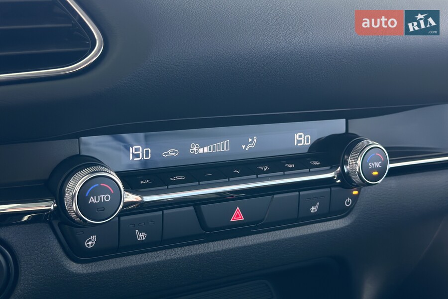 Mazda CX-30 - фото 22