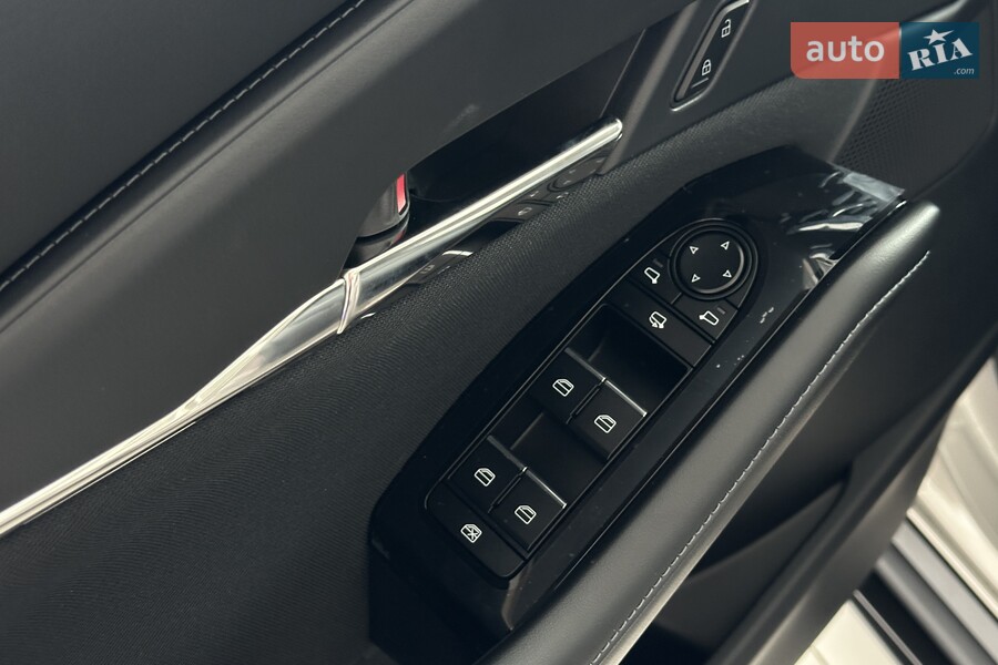 Mazda CX-30 - фото 13