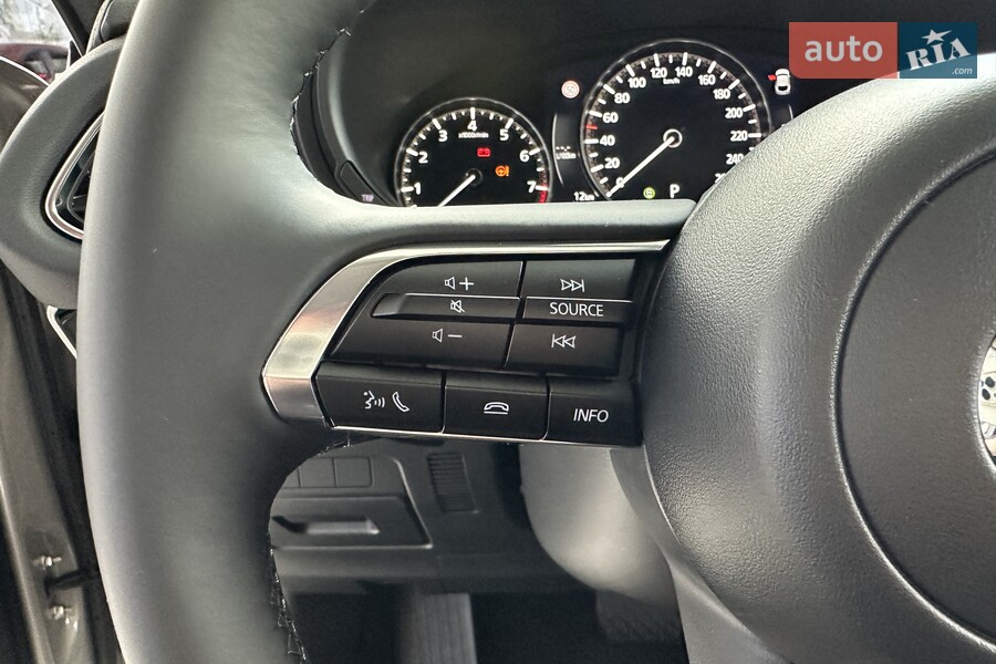 Mazda CX-30 - фото 17