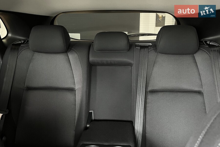 Mazda CX-30 - фото 23