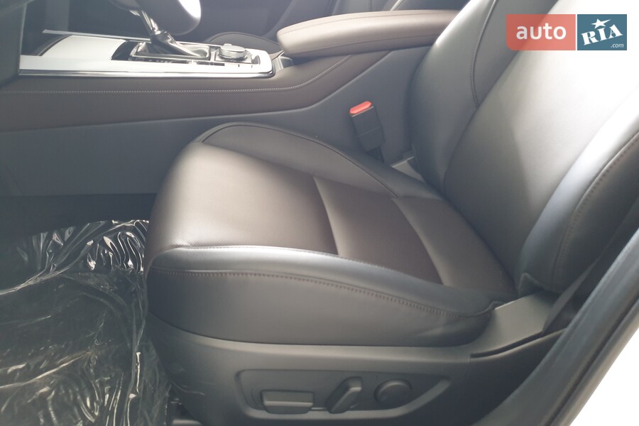 Mazda CX-30 - фото 15